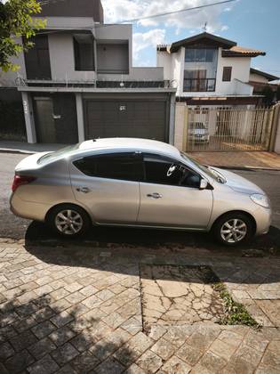 NISSAN VERSA 1.6 16V FLEX SL 4P MANUAL NISSAN VERSA 1.6 16V FLEX SL 4P MANUAL